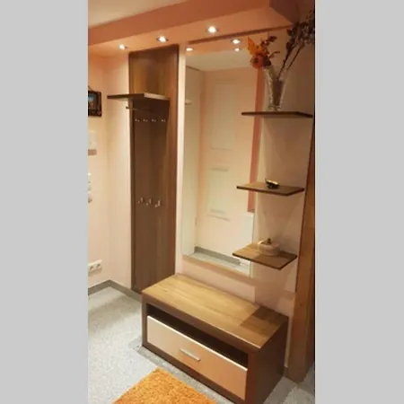 3 Z Moderne Wellnesswohnung - Sauna, Kamin, Parkplatze 65m2 Bis 6 Per *